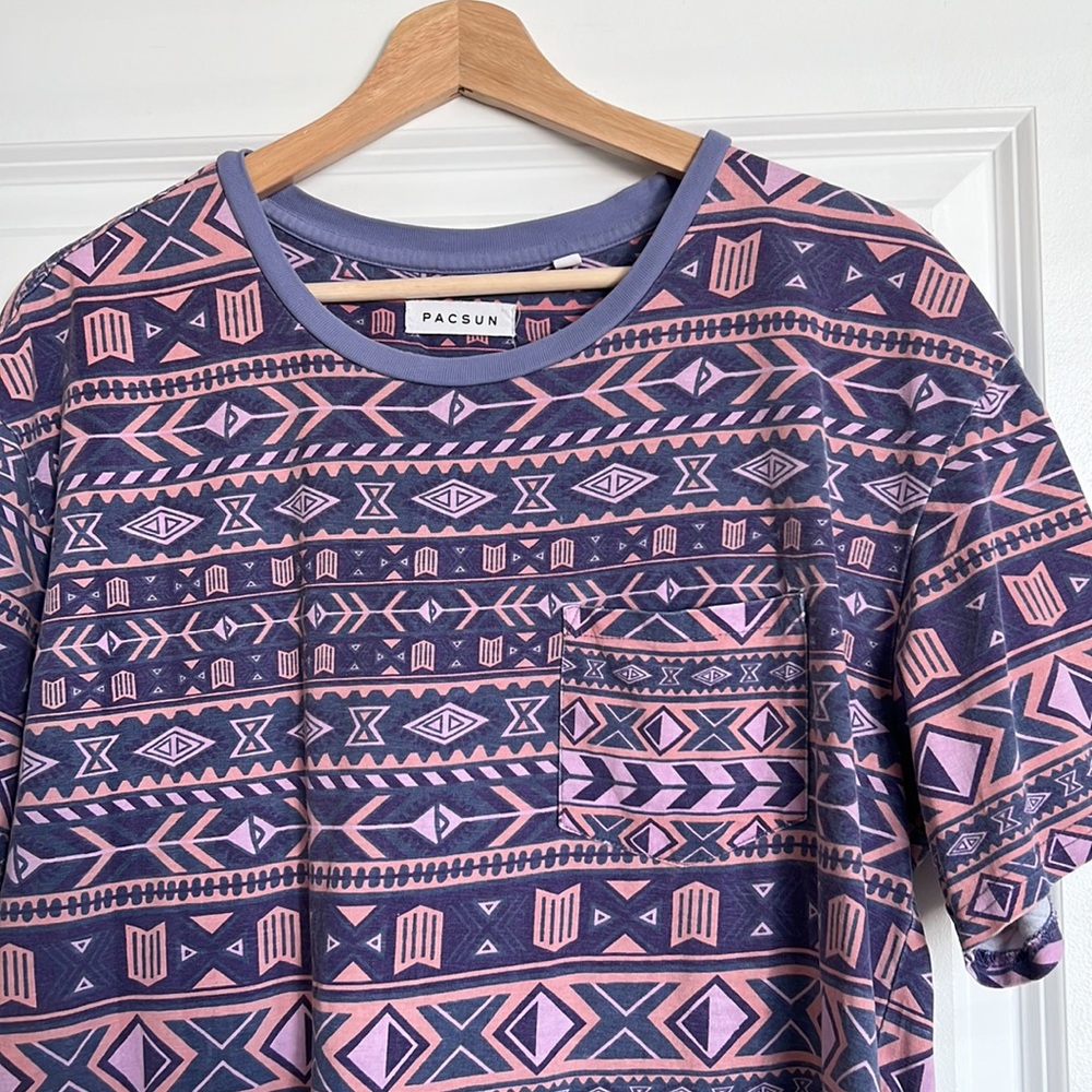 MENS: PacSun T-Shirt Size Medium